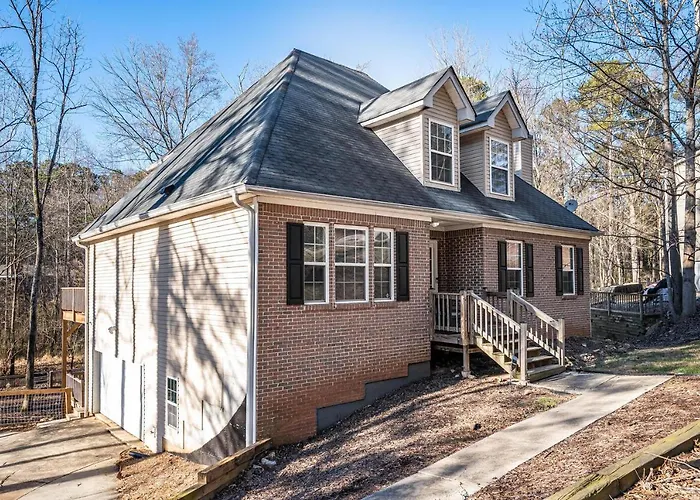 Cozy Bohemian 2 Bed 1 Bath In Decatur